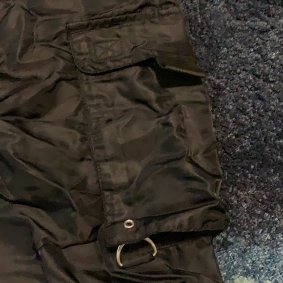 Urban outfitters cargo pants - Picture 3 of 4